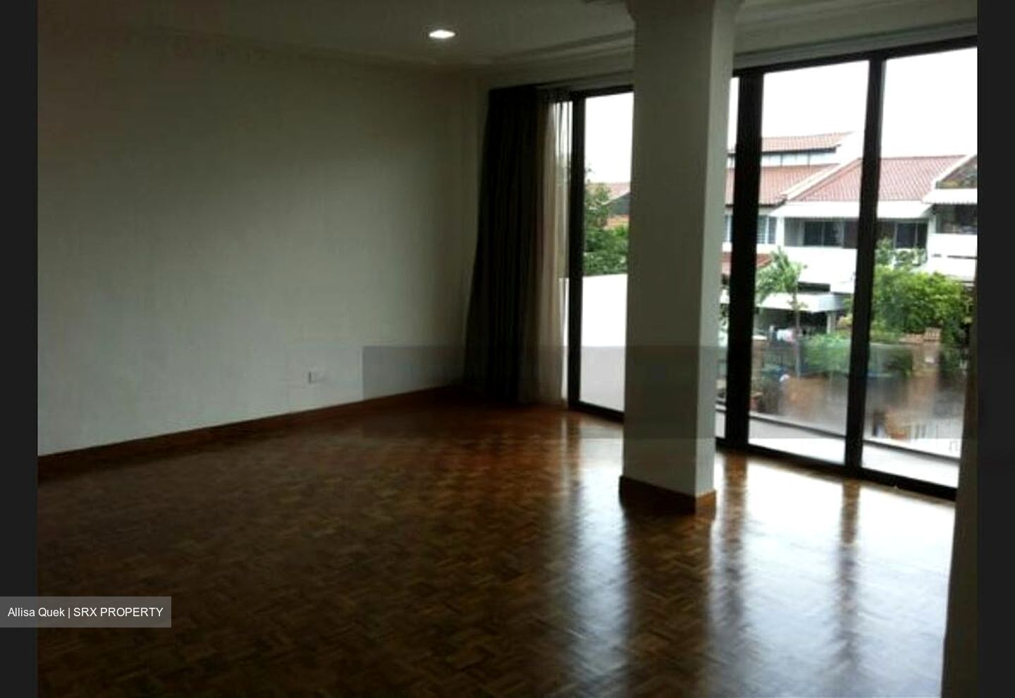 Sennett Avenue (D16), Semi-Detached #462543551